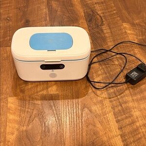 Bella baby Wipe Warmer - White and Blue